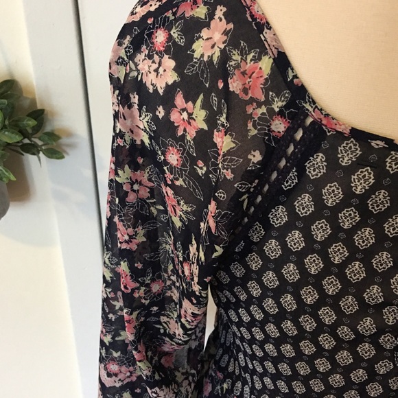 ‼️SOLD‼️Jessica Simpson Hanky Hem Maternity Blouse - Picture 10 of 13